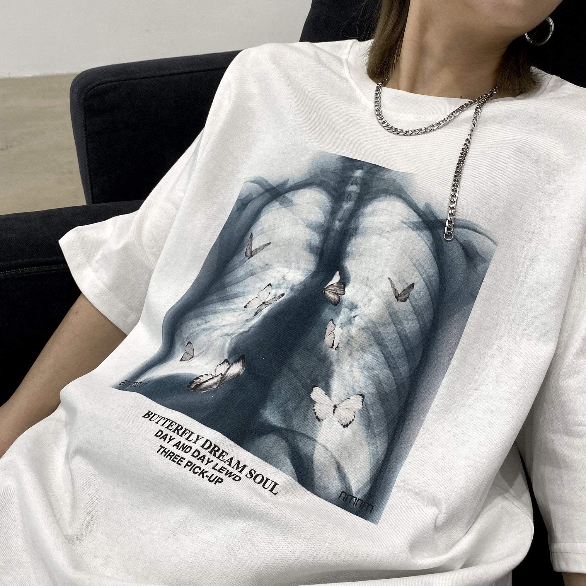 Butterfly X-Ray Edgy Print Loose Black White T-Shirt