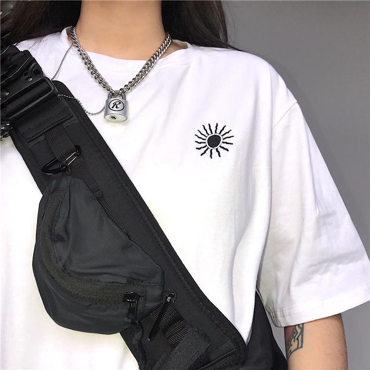 itGirl Shop WHITE BLACK SUN EMBROIDERY LOOSE T-SHIRT