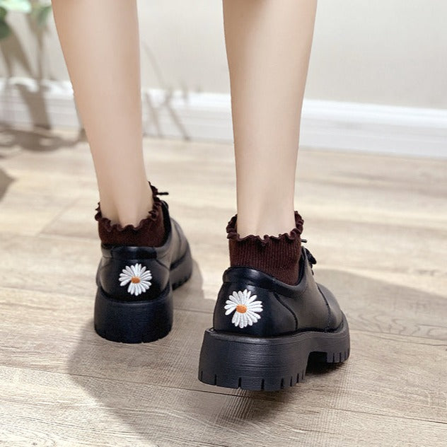 Aesthetic Clothing itGirl Shop BLACK CUTE HEEL FLOWER EMBROIDERY GLOSSY MATTE SHOES