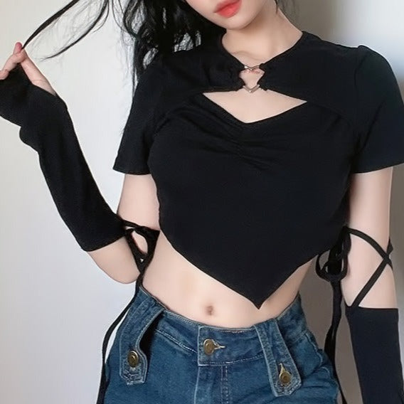 Aesthetic Clothing itGirl Shop Black Heart Buckle Cutout Sleeve Straps Crop Top