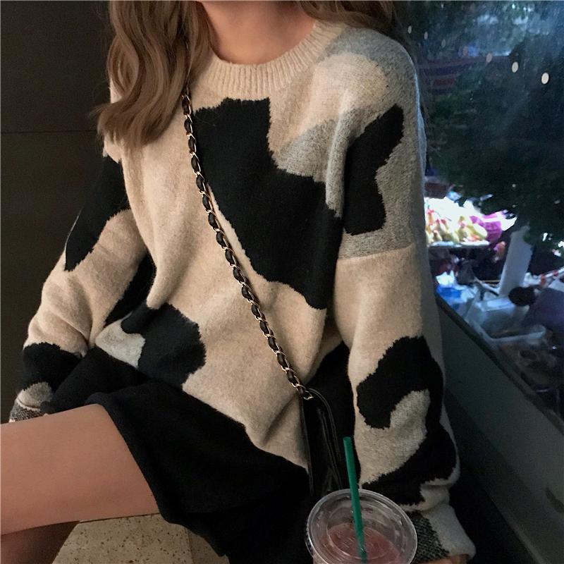itGirl Shop COW PRINT OVERSIZE ROUND NECK COTTON SWEATER