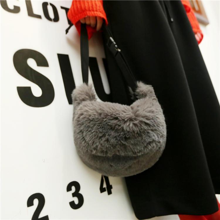 itGirl Shop FUR FLUFFY GRAY BELT STYLE SHOULDER BAG