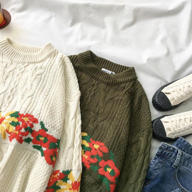 itGirl Shop HOLIDAY WHITE GREEN KNIT BRAIDS WARM SWEATER