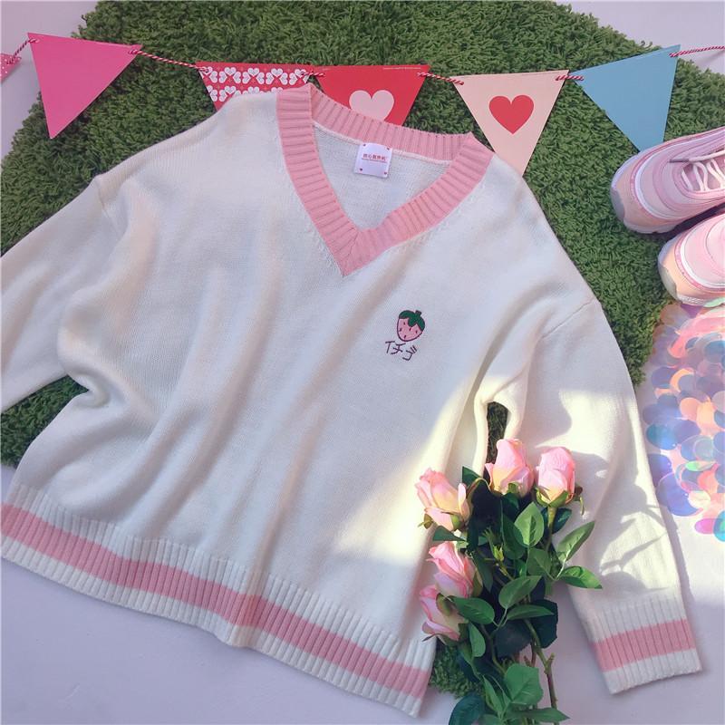 itGirl Shop PEACH STRAWBERRY EMBROIDERY WHITE SWEATER