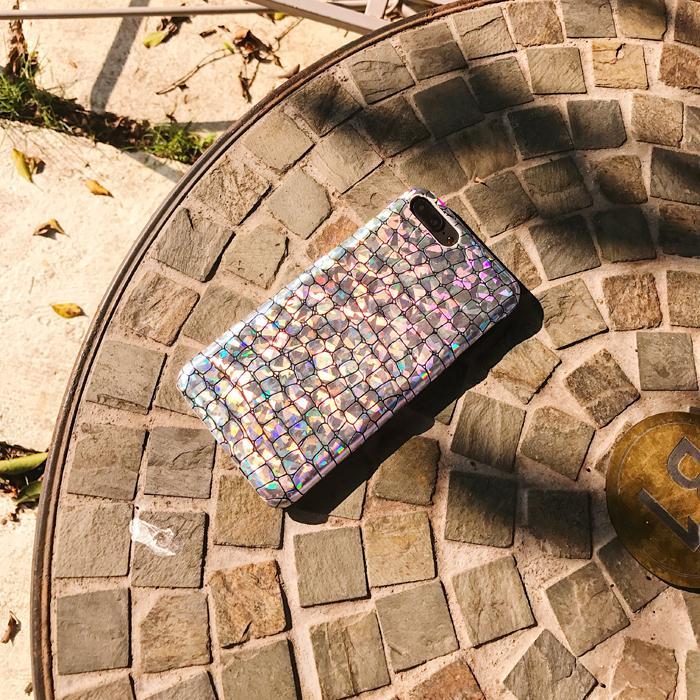 itGirl Shop SILVER HOLOGRAPHIC SNAKE SKIN SHINY IPHONE COVER