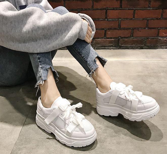 itGirl Shop WHITE AND BLACK CYBER PLATFORM SNEAKERS